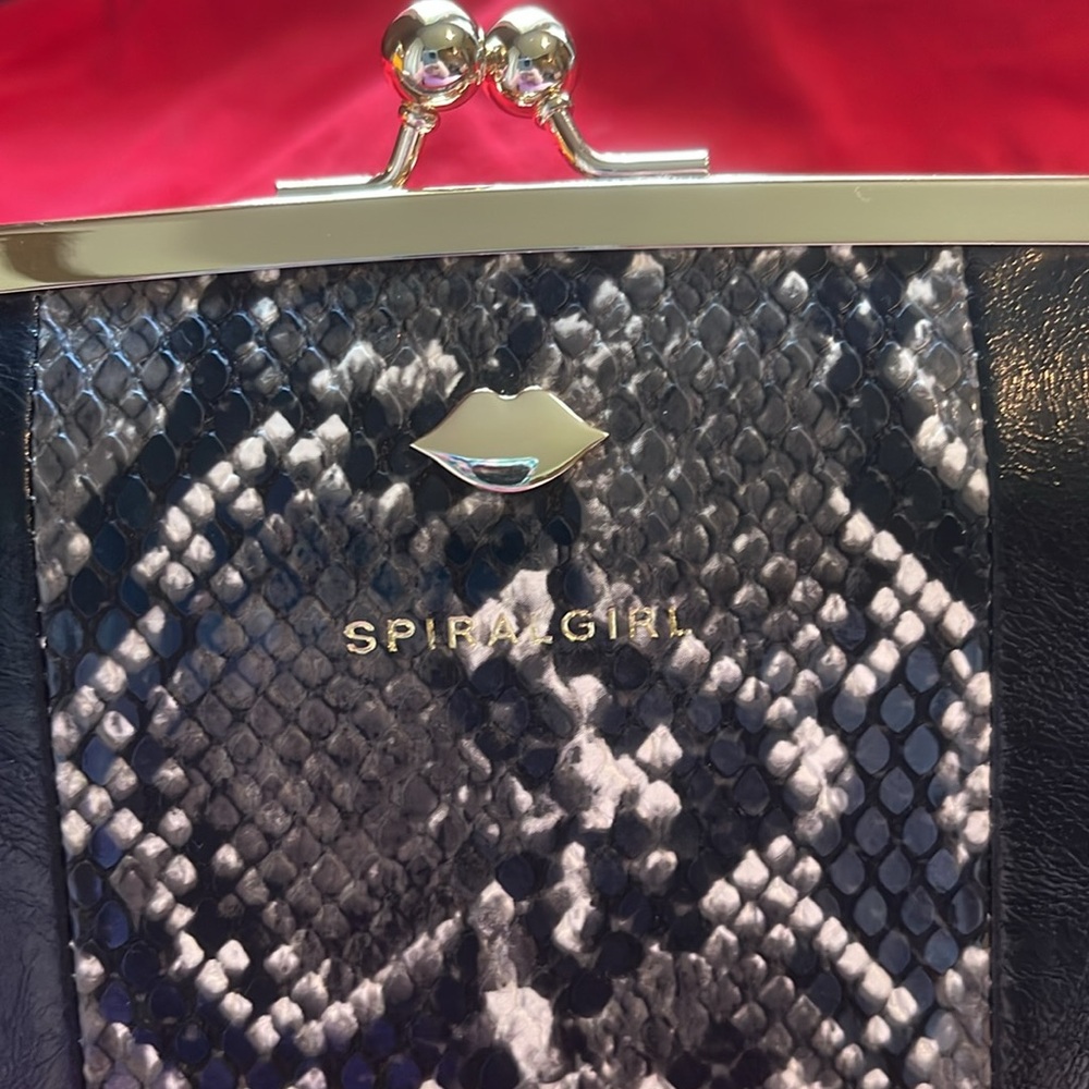 Japanese Spiral Girl Wallet